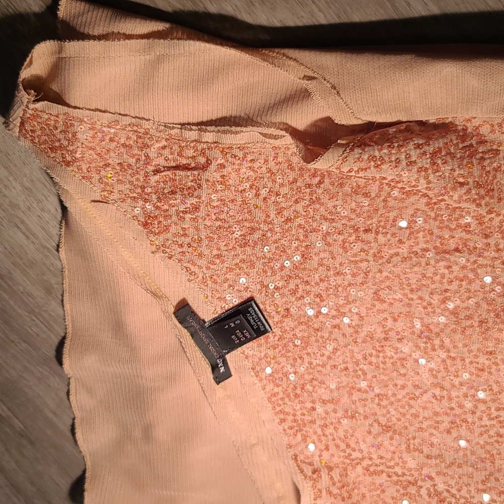 NNG Design One Shoulder Peach Sequin Top sz S/M - Picture 9 of 10